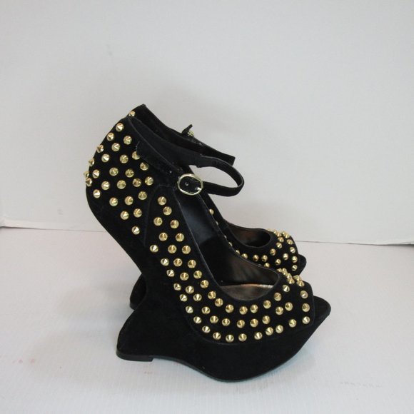 Steve Madden Gammblee Black Gold Studded Wedge Platform Heels - Picture 6 of 8